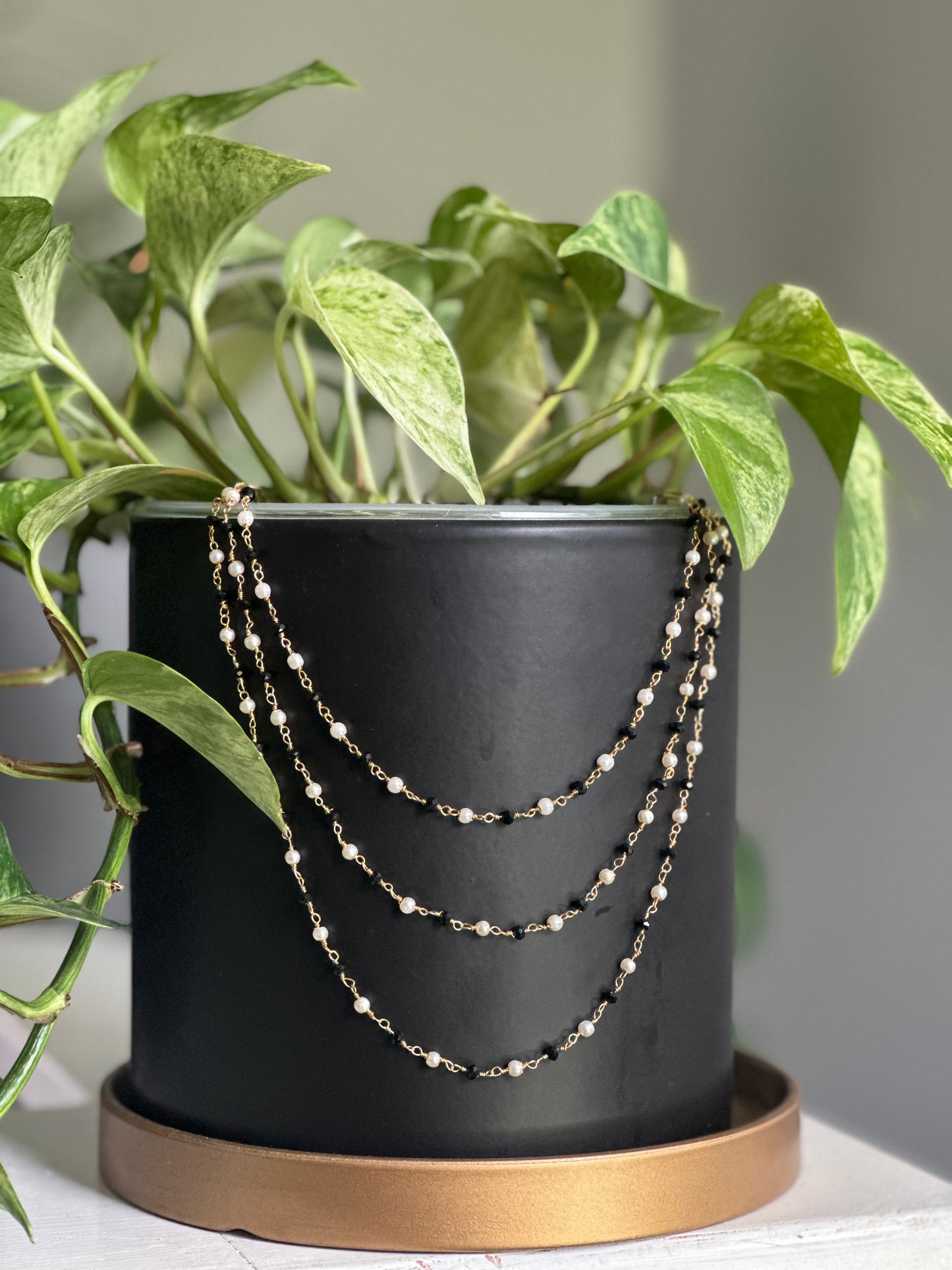 Black Spinel & White Pearl Plant Jewelry
