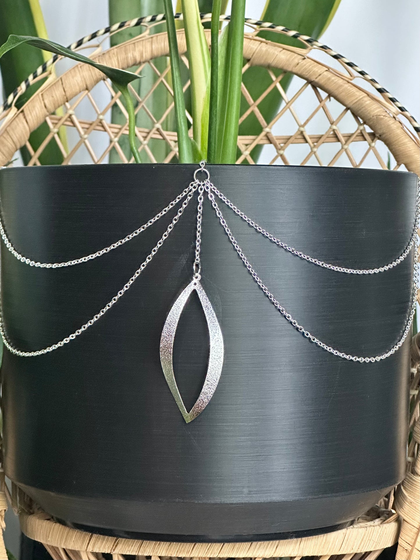 Silver Swirl Pendant