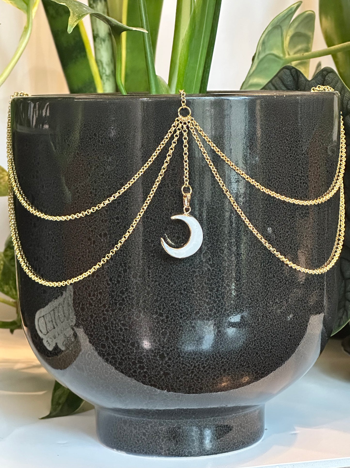 Natural White Shell Moon Pendant
