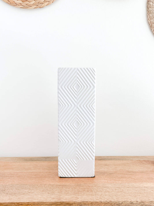 Clara White Ceramic Vase with Diamond Pattern